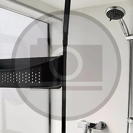 Botel Awesome Ship In With Kitchen 4*